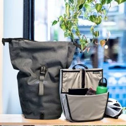 Ortlieb Back-Roller Commuter Organizer -HOKA Online Shop 06e437c2 a8f9 40f5 ba6d 98a3003e21e4