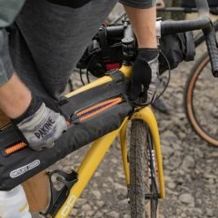 Ortlieb Top Tube Frame Pack - 4 Liters 16 Ortlieb Top Tube Frame Pack - 4 Liters -HOKA Online Shop 68e753f4 a2d3 4839 81c9 69830be34978 1